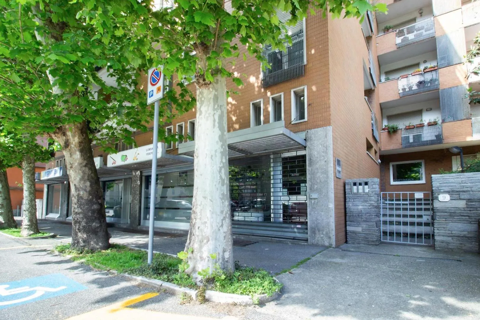 Como Centro - Perfect Couple'S Escape